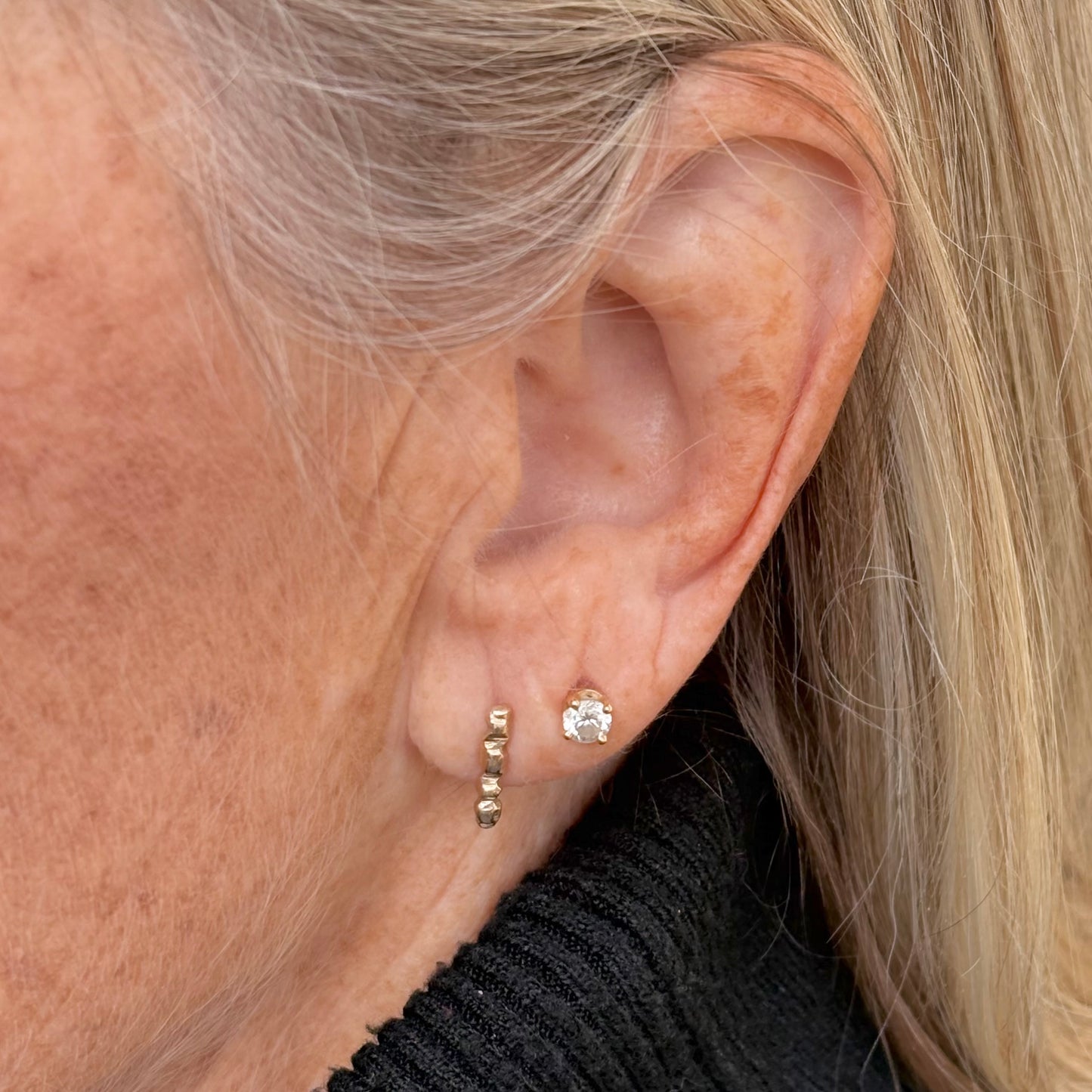 Gold Islet Bar Post Earrings