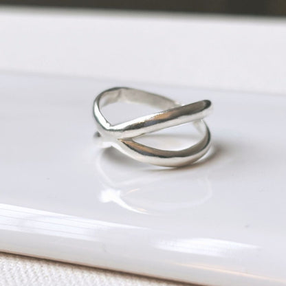 Sterling Silver Crossover Ring