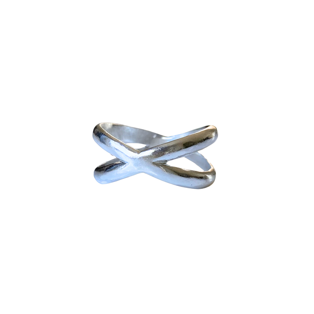 Size 7 Sterling Silver Crossover Ring