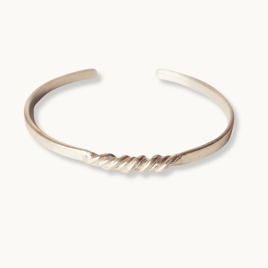Gold Embrace Cuff