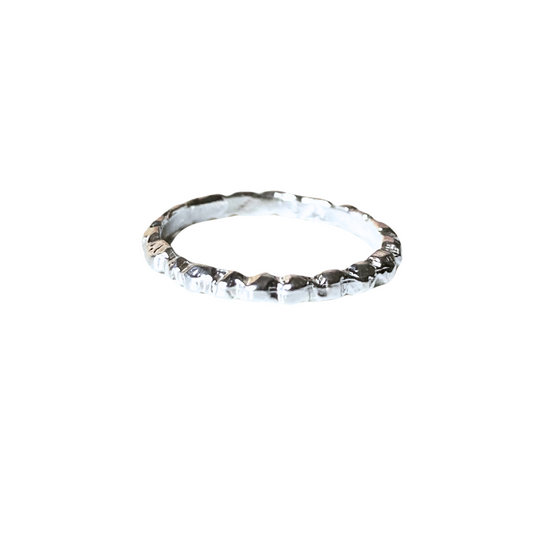 Size 8 Sterling Silver Islet Ring