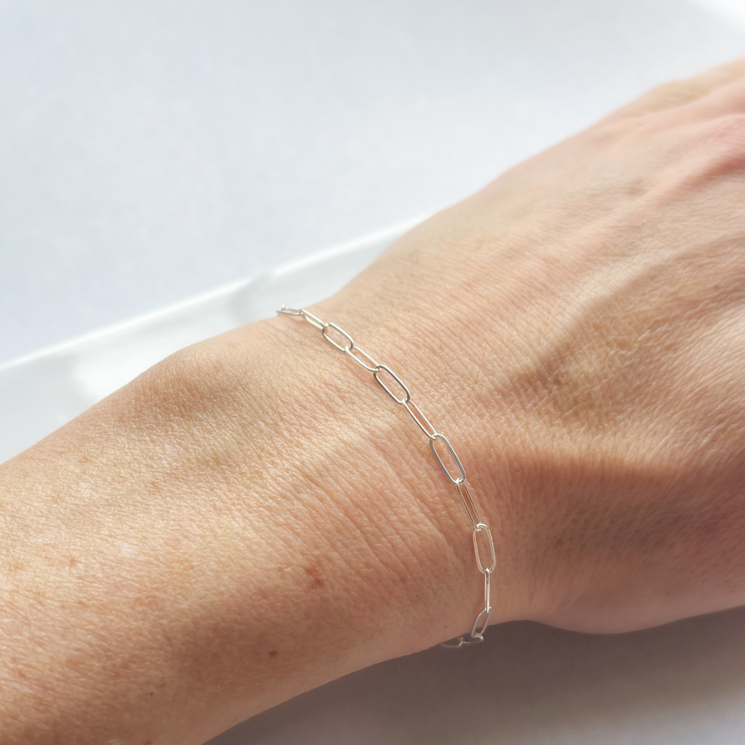 Sterling Silver Narrow Paperclip Bracelet