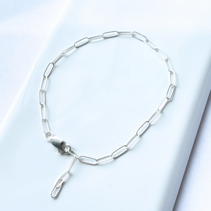 Sterling Silver Narrow Paperclip Bracelet
