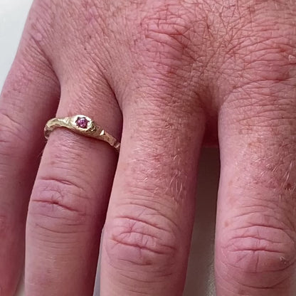 Gold Pink Sapphire Petra Ring