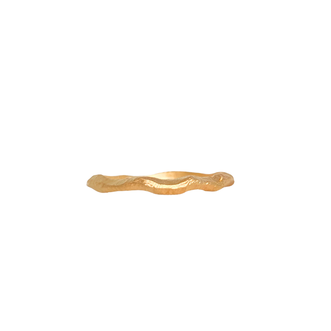 14k or 18k Yellow Gold Wavy Ring